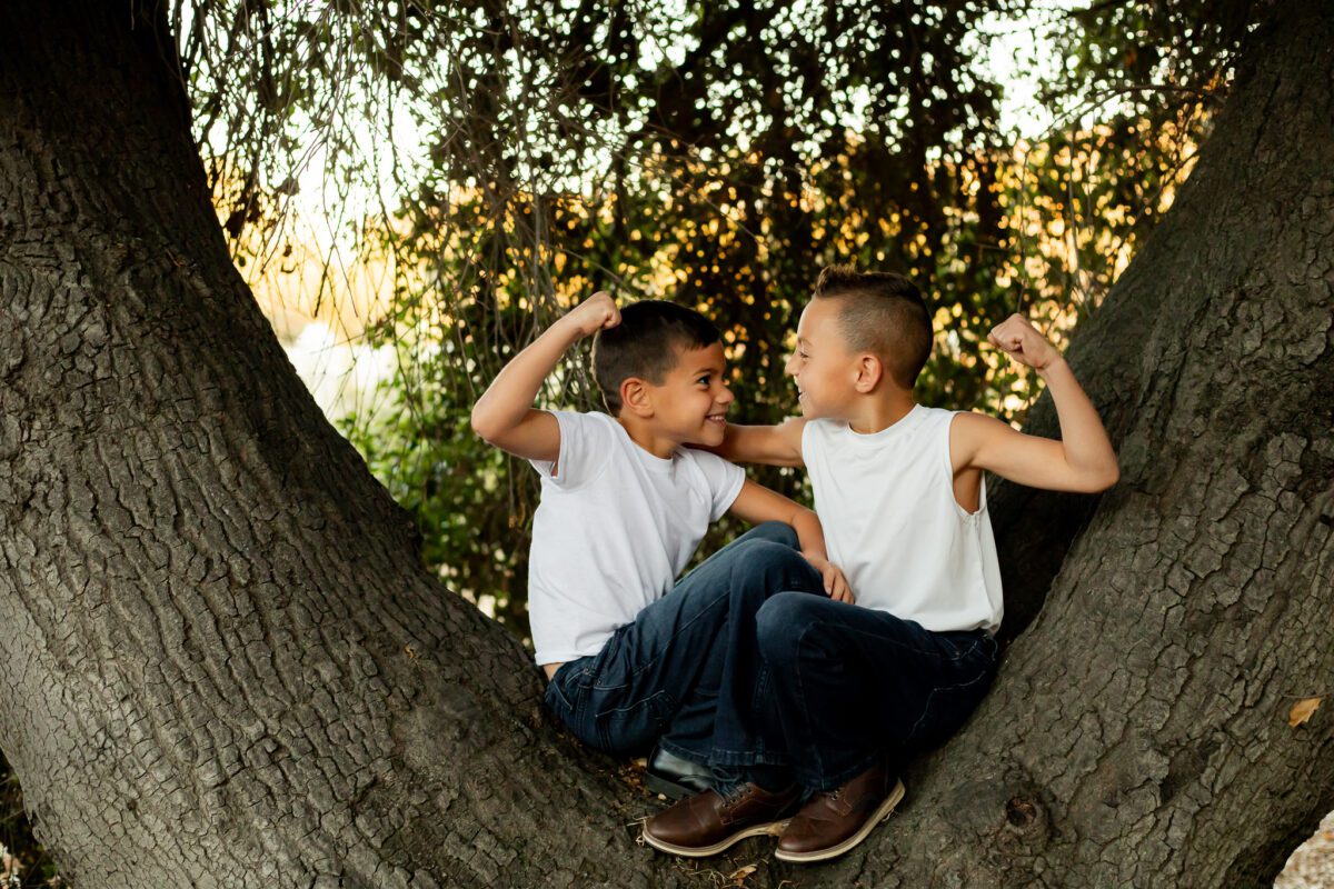 2024.11.03_AllisonTerzigni_California_familyminisession_PowderCanyon_fall_mikellekammphotography-71